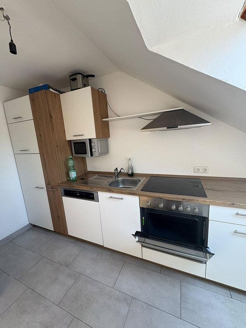 Pronájem bytu 4+1 88 m², Landshut, Bavorsko Pronájem bytu 4+1 88 m², Landshut, Bavorsko