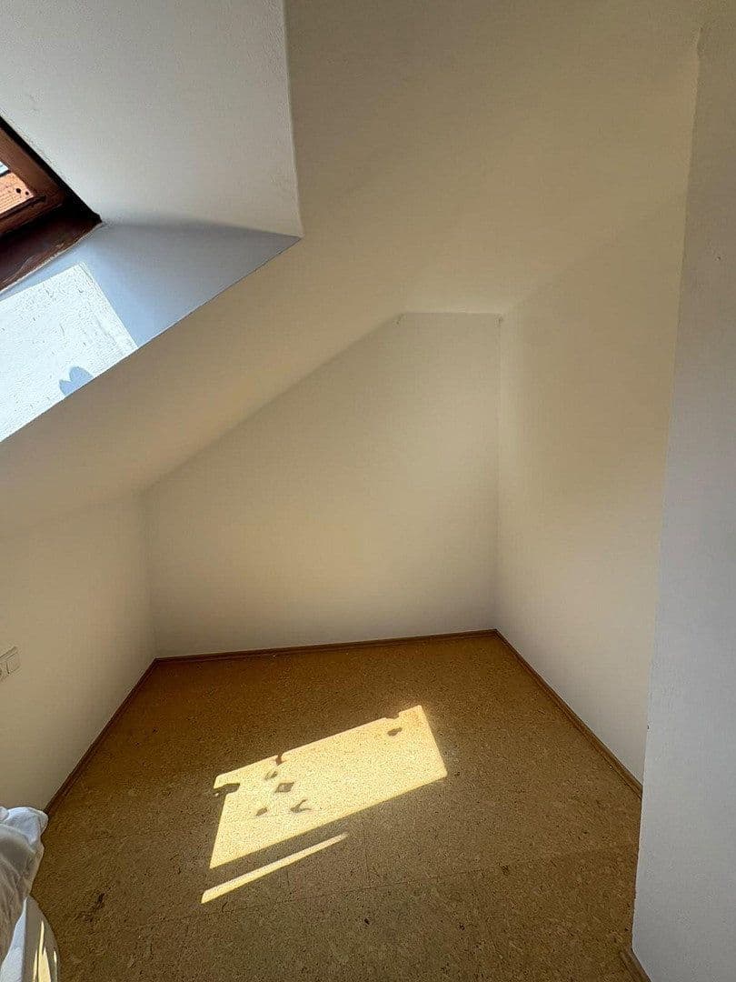 Pronájem bytu 4+1 88 m², Landshut, Bavorsko Pronájem bytu 4+1 88 m², Landshut, Bavorsko