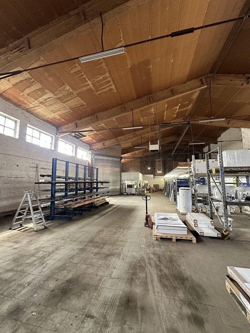 Pronájem nebytového prostoru 500 m², Obere Hilgenstock 2, Warburg, Severní Porýní-Vestfálsko Pronájem nebytového prostoru 500 m², Obere Hilgenstock 2, Warburg, Severní Porýní-Vestfálsko