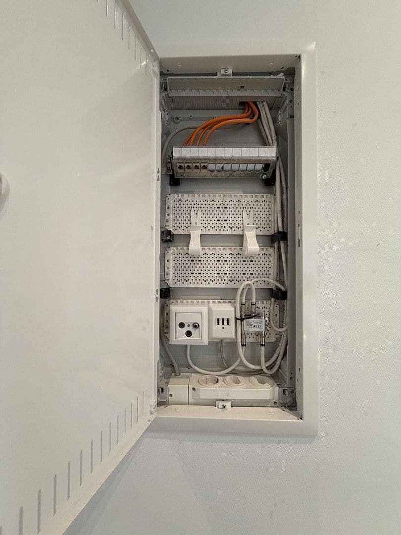 Pronájem bytu 4+1 125 m², Haßlinghauser Str. 47, Gevelsberg, Severní Porýní-Vestfálsko Pronájem bytu 4+1 125 m², Haßlinghauser Str. 47, Gevelsberg, Severní Porýní-Vestfálsko