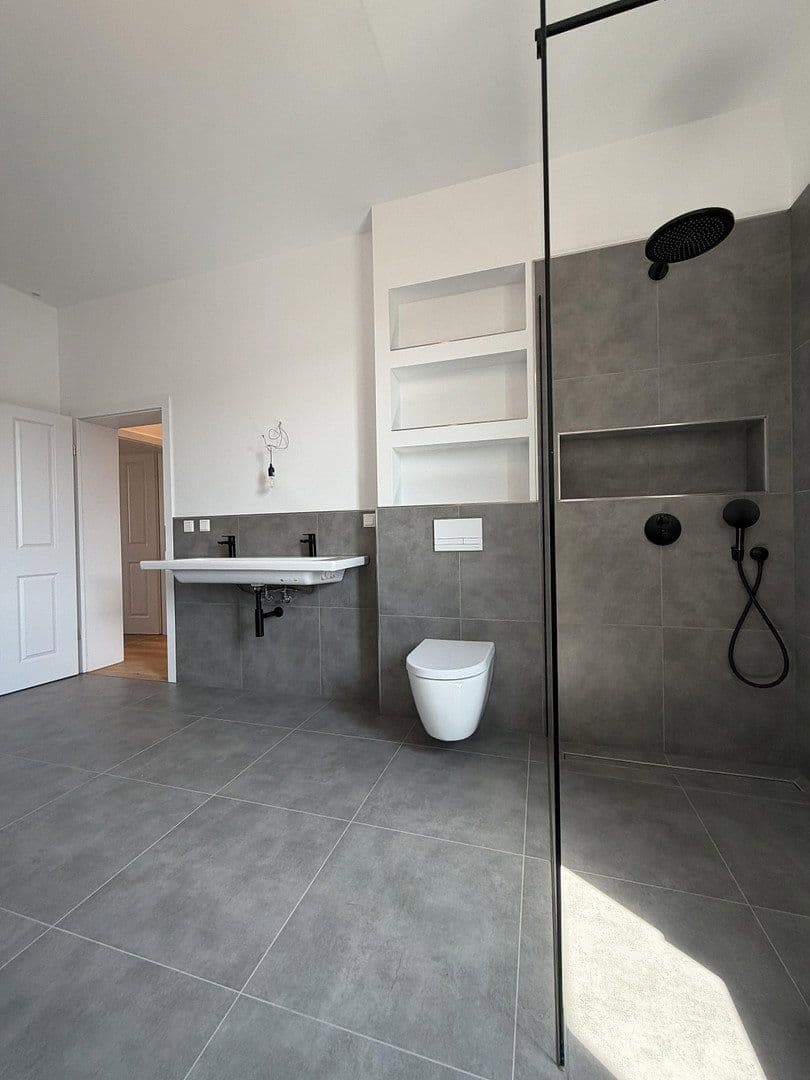 Pronájem bytu 4+1 125 m², Haßlinghauser Str. 47, Gevelsberg, Severní Porýní-Vestfálsko Pronájem bytu 4+1 125 m², Haßlinghauser Str. 47, Gevelsberg, Severní Porýní-Vestfálsko