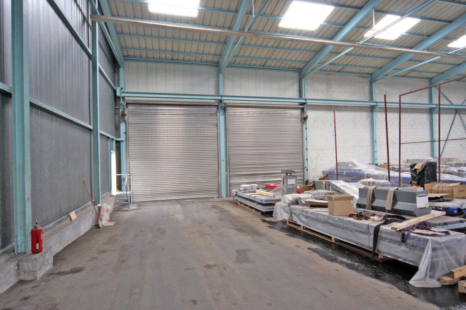 Pronájem nebytového prostoru 2.000 m², Villingen-Schwenningen, Bádensko-Württembersko Pronájem nebytového prostoru 2.000 m², Villingen-Schwenningen, Bádensko-Württembersko