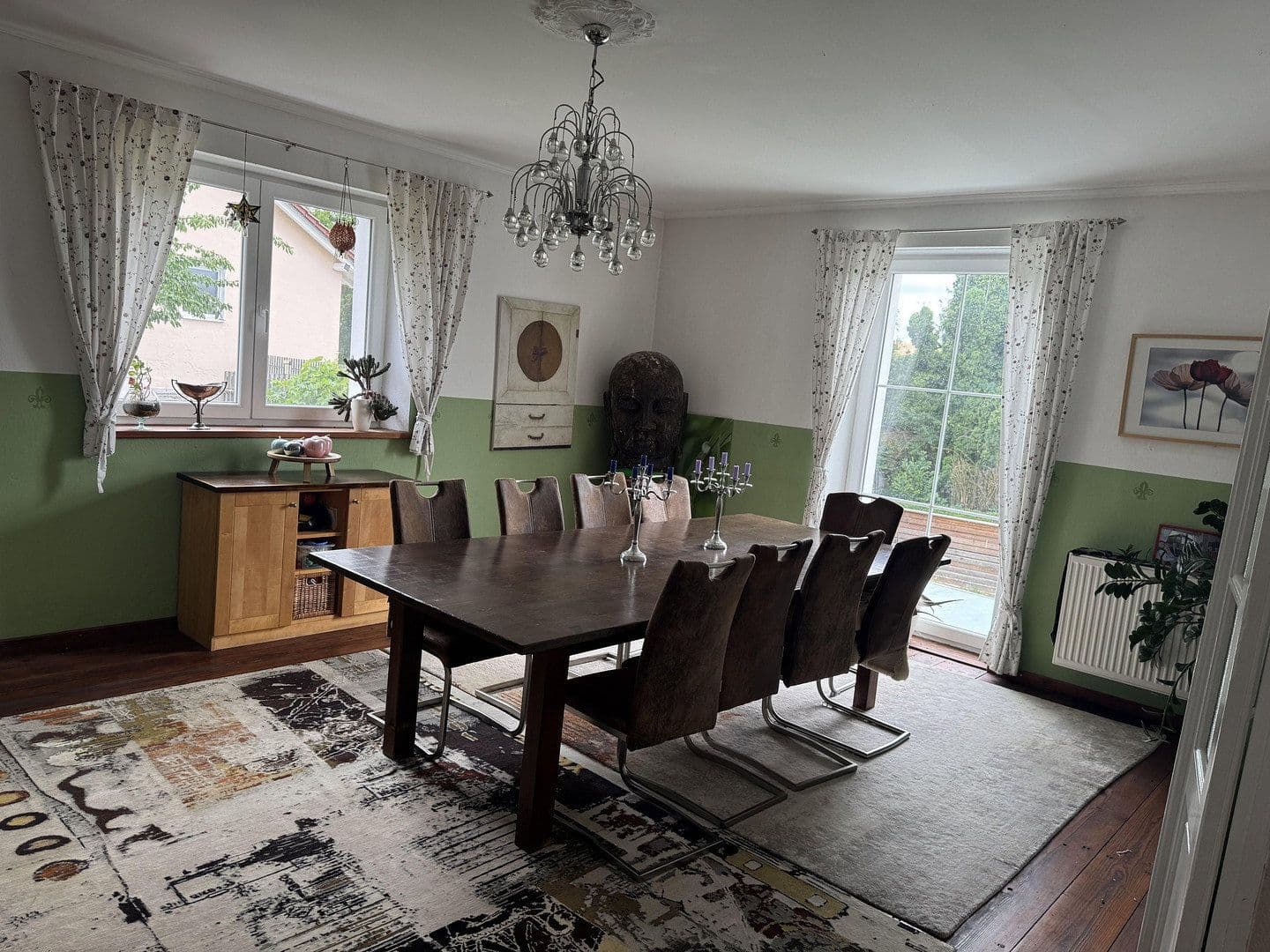 Prodej domu 270 m², pozemek 2.750 m², Wisseldorfer Str. 43, Landau an der Isar, Bavorsko Prodej domu 270 m², pozemek 2.750 m², Wisseldorfer Str. 43, Landau an der Isar, Bavorsko