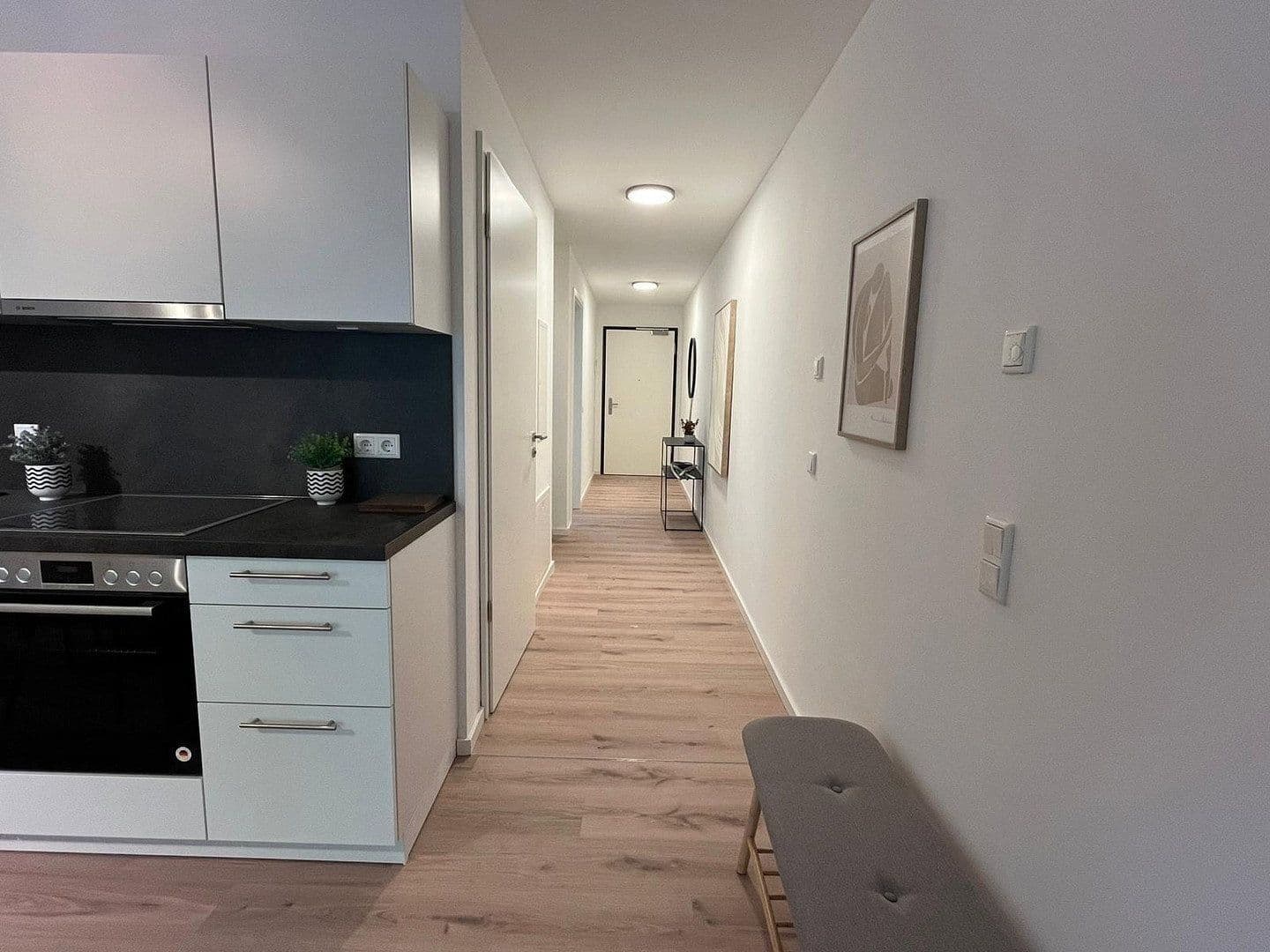 Pronájem bytu 3+1 81 m², Schweinauer Hauptstraße 1, Nürnberg, Bavorsko Pronájem bytu 3+1 81 m², Schweinauer Hauptstraße 1, Nürnberg, Bavorsko