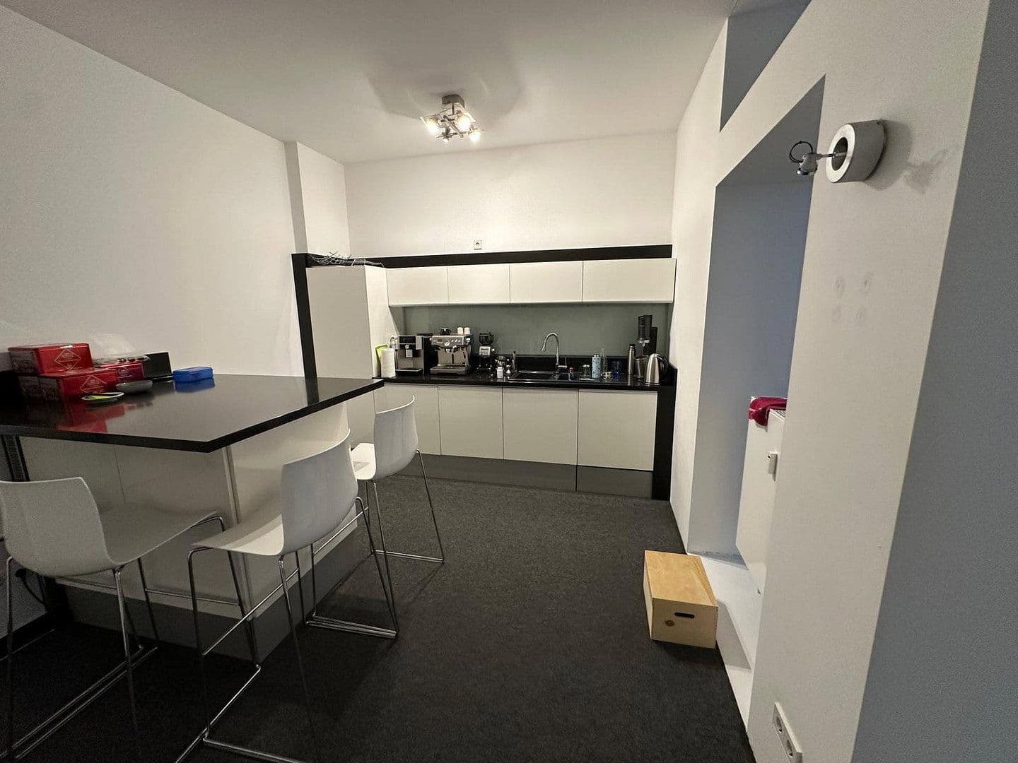 Prodej kanceláře 205 m², Lousbergstraße 52/54, Cáchy, Severní Porýní-Vestfálsko Prodej kanceláře 205 m², Lousbergstraße 52/54, Cáchy, Severní Porýní-Vestfálsko