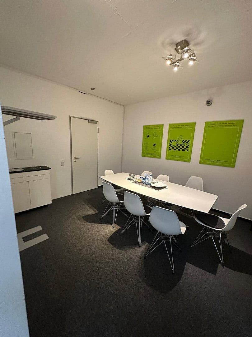 Prodej kanceláře 205 m², Lousbergstraße 52/54, Cáchy, Severní Porýní-Vestfálsko Prodej kanceláře 205 m², Lousbergstraße 52/54, Cáchy, Severní Porýní-Vestfálsko