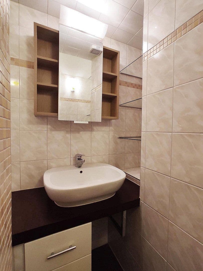 Pronájem bytu 2+kk 60 m², Lüdenscheid, Severní Porýní-Vestfálsko Pronájem bytu 2+kk 60 m², Lüdenscheid, Severní Porýní-Vestfálsko