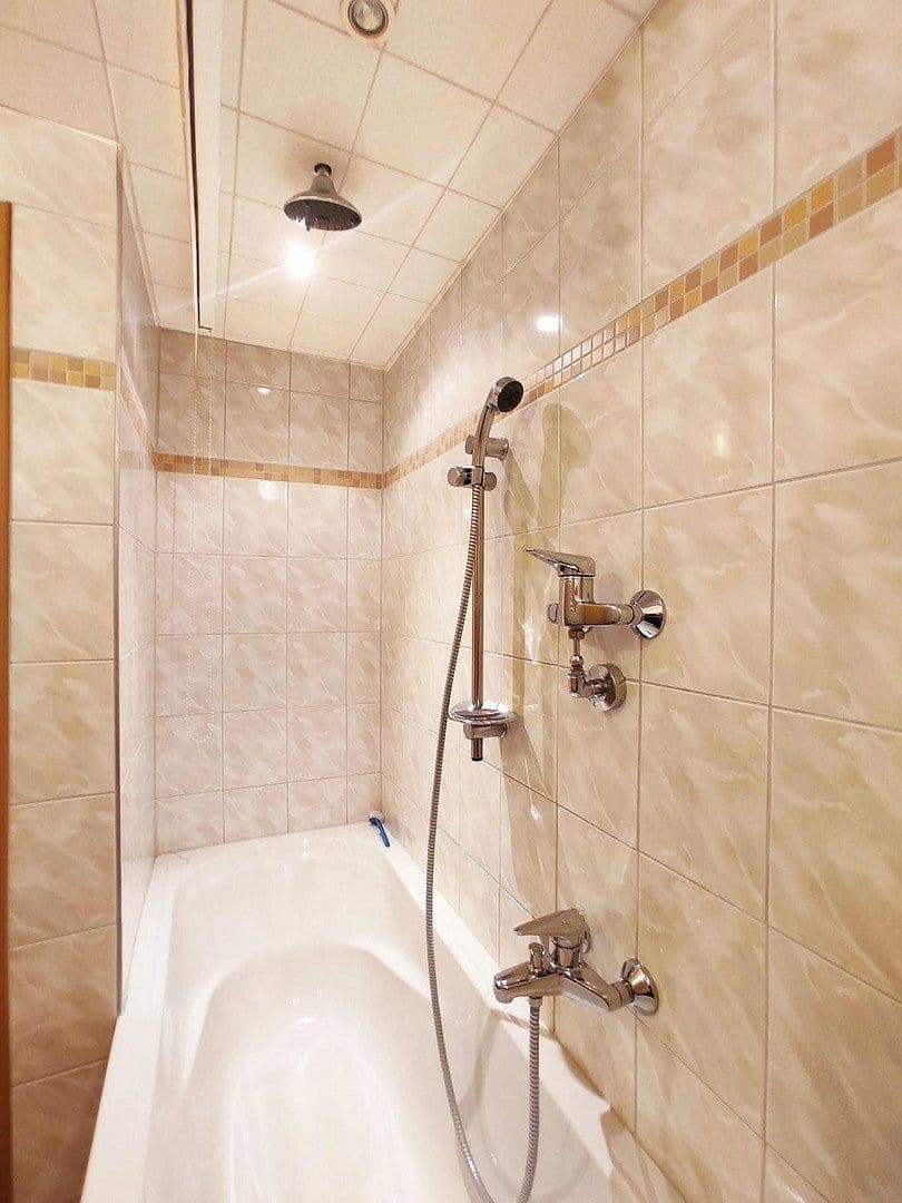 Pronájem bytu 2+kk 60 m², Lüdenscheid, Severní Porýní-Vestfálsko Pronájem bytu 2+kk 60 m², Lüdenscheid, Severní Porýní-Vestfálsko