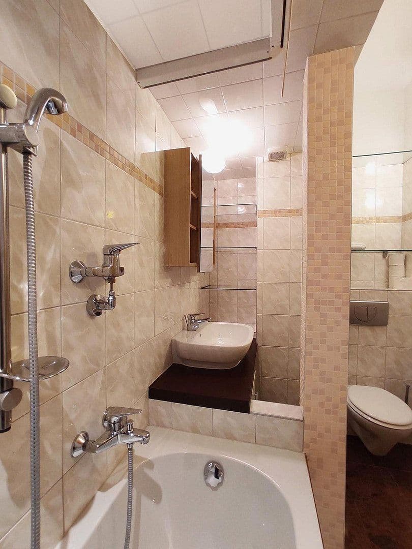 Pronájem bytu 2+kk 60 m², Lüdenscheid, Severní Porýní-Vestfálsko Pronájem bytu 2+kk 60 m², Lüdenscheid, Severní Porýní-Vestfálsko
