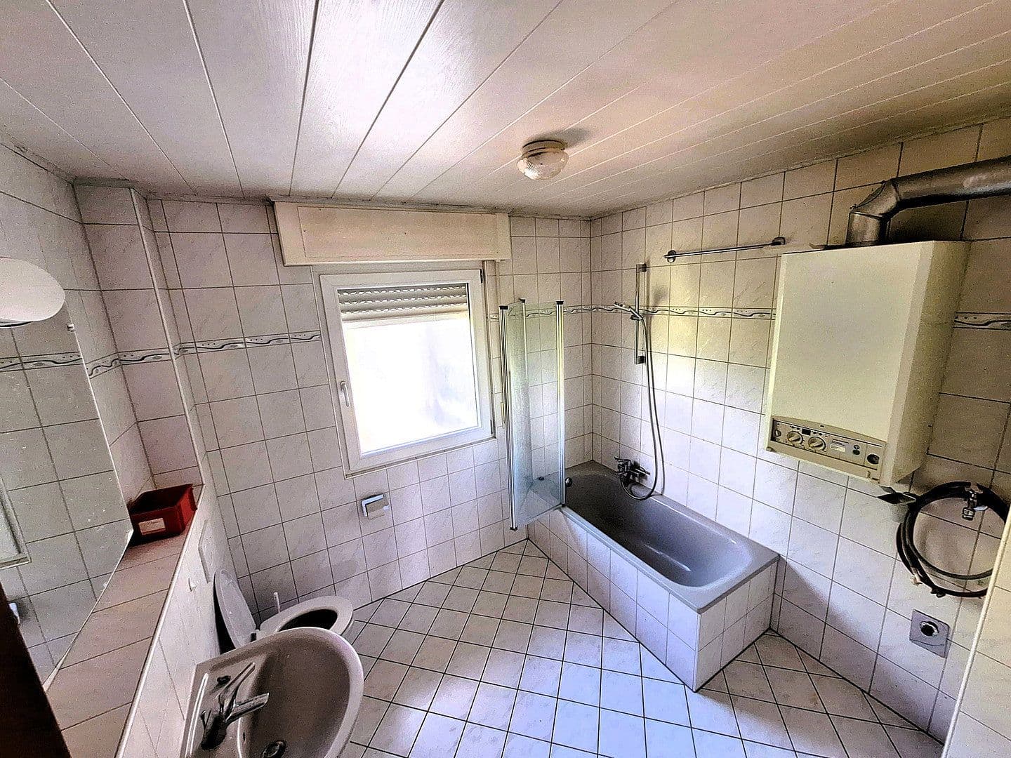 Prodej domu 220 m², pozemek 3.117 m², Lessingstraße 61, Bad Kreuznach, Porýní-Falc Prodej domu 220 m², pozemek 3.117 m², Lessingstraße 61, Bad Kreuznach, Porýní-Falc
