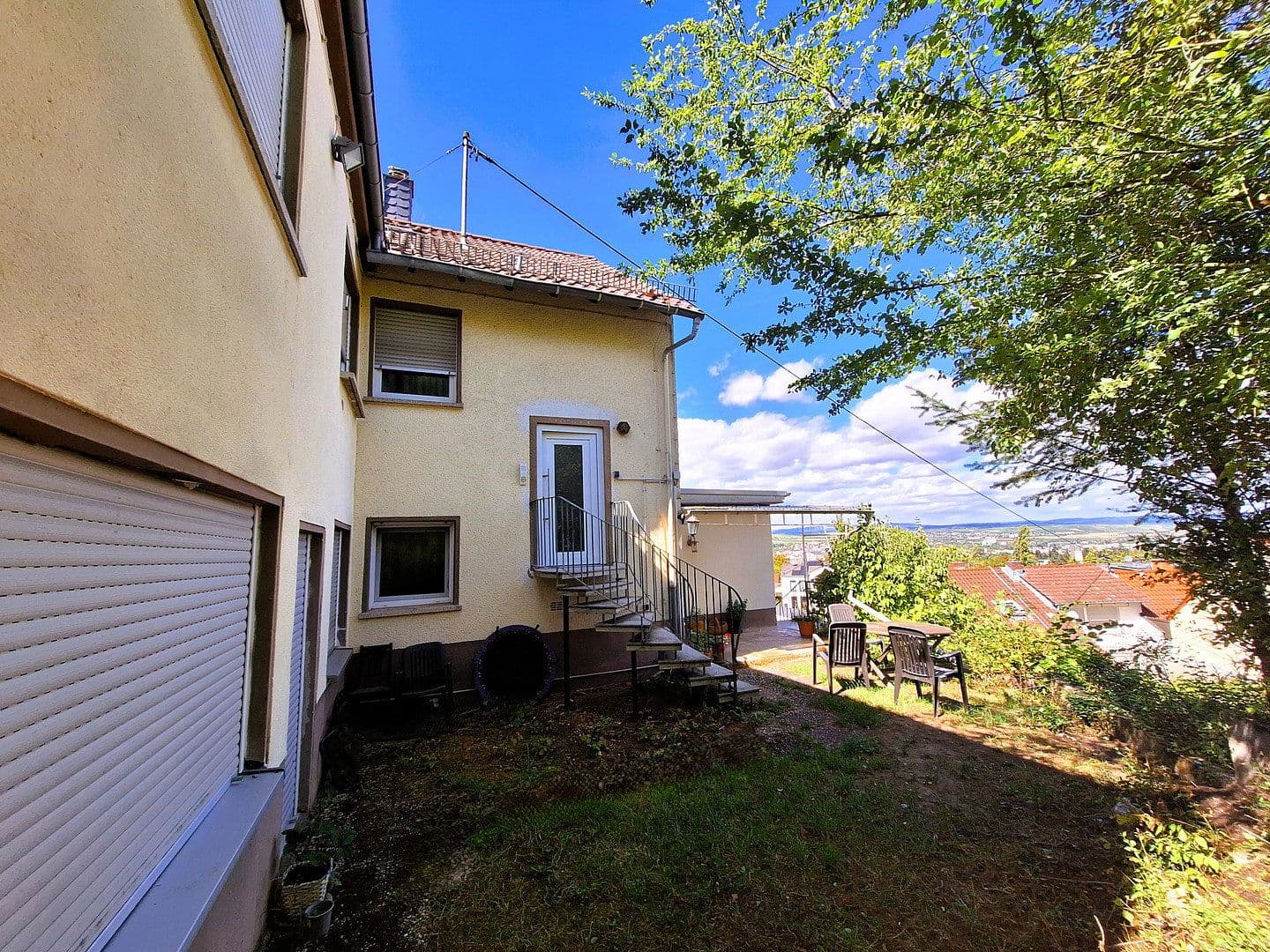 Prodej domu 220 m², pozemek 3.117 m², Lessingstraße 61, Bad Kreuznach, Porýní-Falc Prodej domu 220 m², pozemek 3.117 m², Lessingstraße 61, Bad Kreuznach, Porýní-Falc