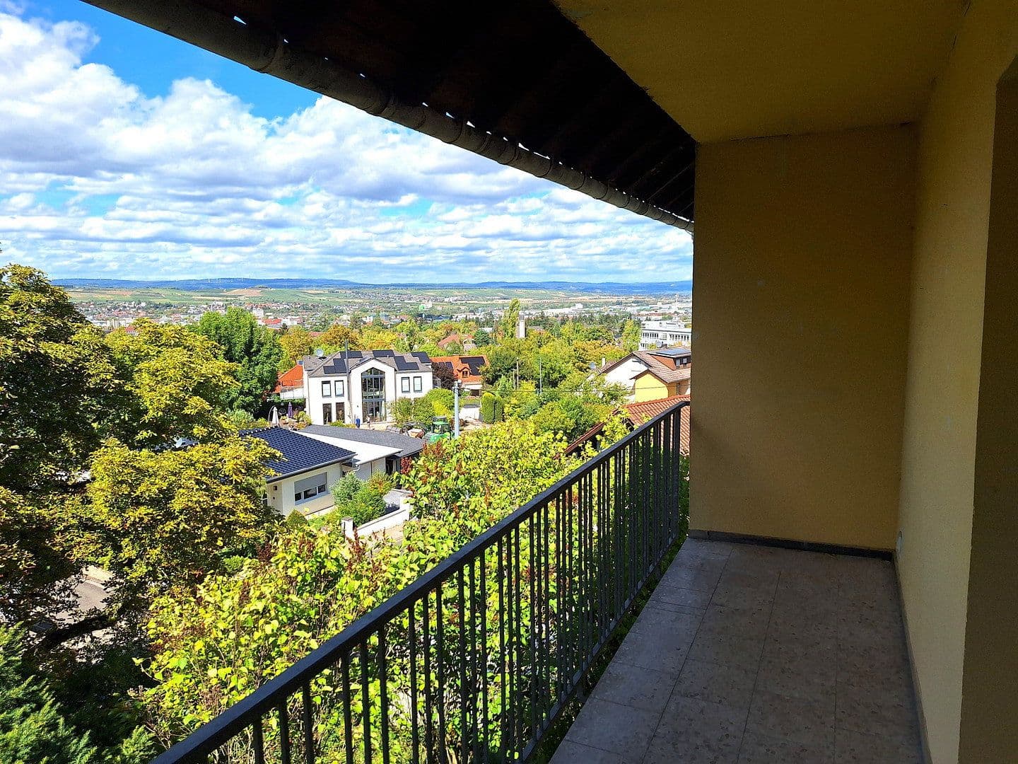 Prodej domu 220 m², pozemek 3.117 m², Lessingstraße 61, Bad Kreuznach, Porýní-Falc Prodej domu 220 m², pozemek 3.117 m², Lessingstraße 61, Bad Kreuznach, Porýní-Falc