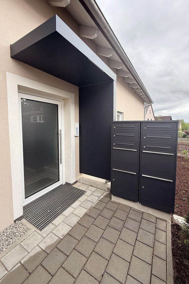 Pronájem bytu 3+1 72 m², An der Schwefelquelle 2, Schwandorf, Bavorsko Pronájem bytu 3+1 72 m², An der Schwefelquelle 2, Schwandorf, Bavorsko