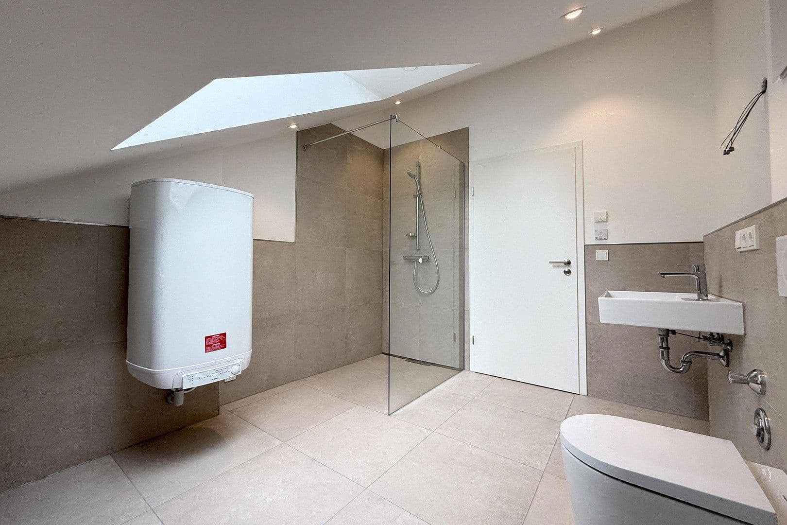 Pronájem bytu 3+1 72 m², An der Schwefelquelle 2, Schwandorf, Bavorsko Pronájem bytu 3+1 72 m², An der Schwefelquelle 2, Schwandorf, Bavorsko