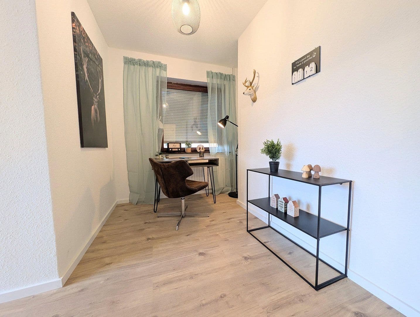 Prodej domu 182 m², pozemek 1.284 m², Fuldatal, Hessen Prodej domu 182 m², pozemek 1.284 m², Fuldatal, Hessen