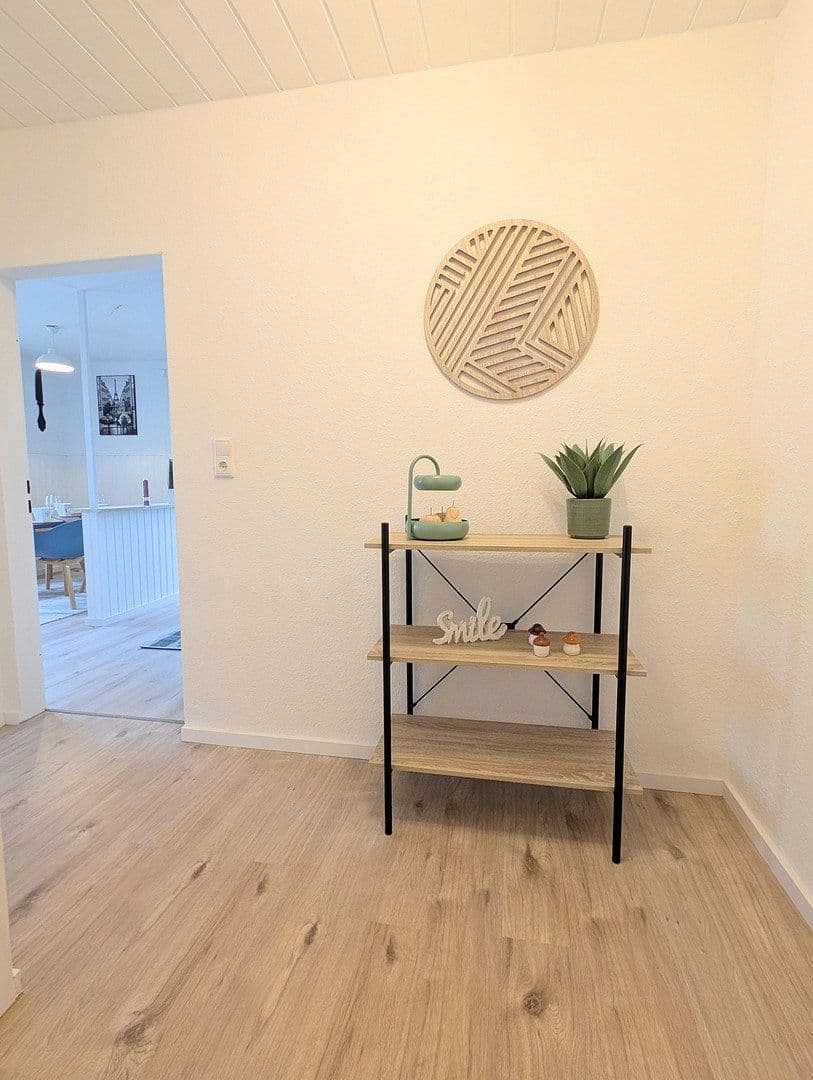 Prodej domu 182 m², pozemek 1.284 m², Fuldatal, Hessen Prodej domu 182 m², pozemek 1.284 m², Fuldatal, Hessen