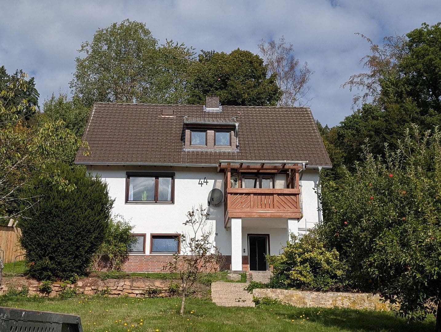 Prodej domu 182 m², pozemek 1.284 m², Fuldatal, Hessen Prodej domu 182 m², pozemek 1.284 m², Fuldatal, Hessen