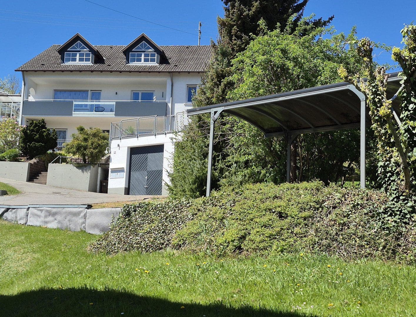Prodej domu 283 m², pozemek 1.005 m², Rottweil, Bádensko-Württembersko Prodej domu 283 m², pozemek 1.005 m², Rottweil, Bádensko-Württembersko