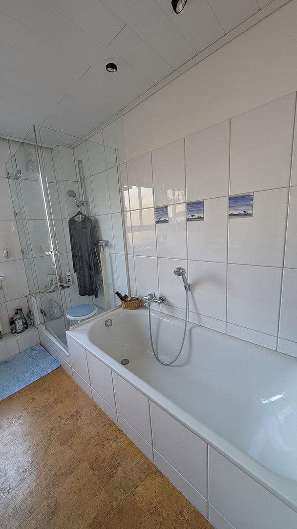 Prodej domu 101 m², pozemek 156 m², Kiel, Šlesvicko-Holštýnsko Prodej domu 101 m², pozemek 156 m², Kiel, Šlesvicko-Holštýnsko
