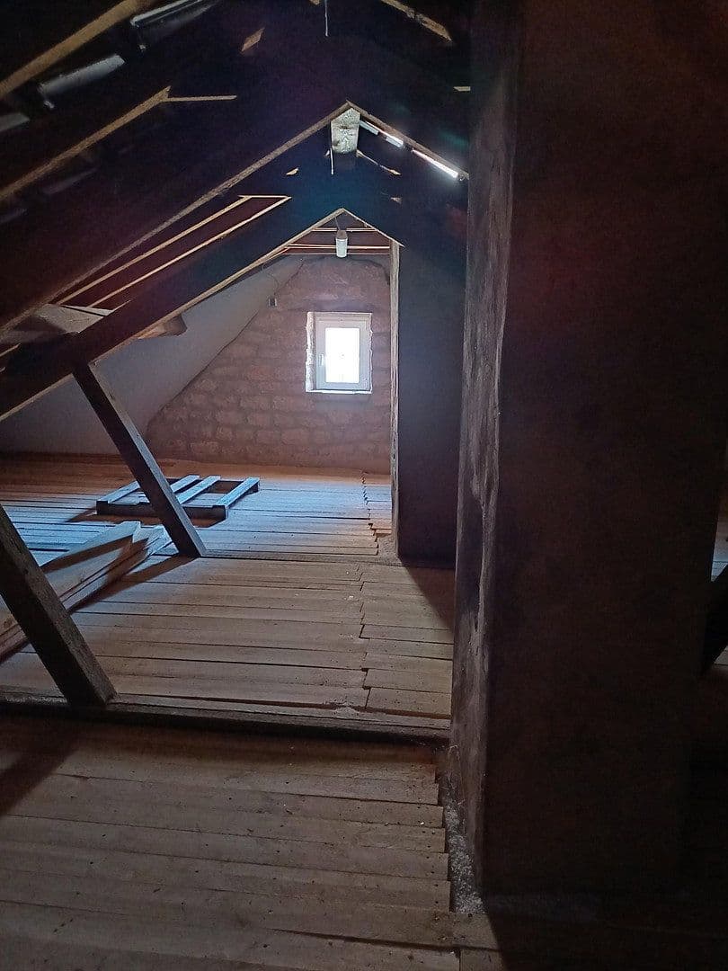 Prodej domu 114 m², pozemek 464 m², Kaiserslautern Erfenbach, Porýní-Falc Prodej domu 114 m², pozemek 464 m², Kaiserslautern Erfenbach, Porýní-Falc