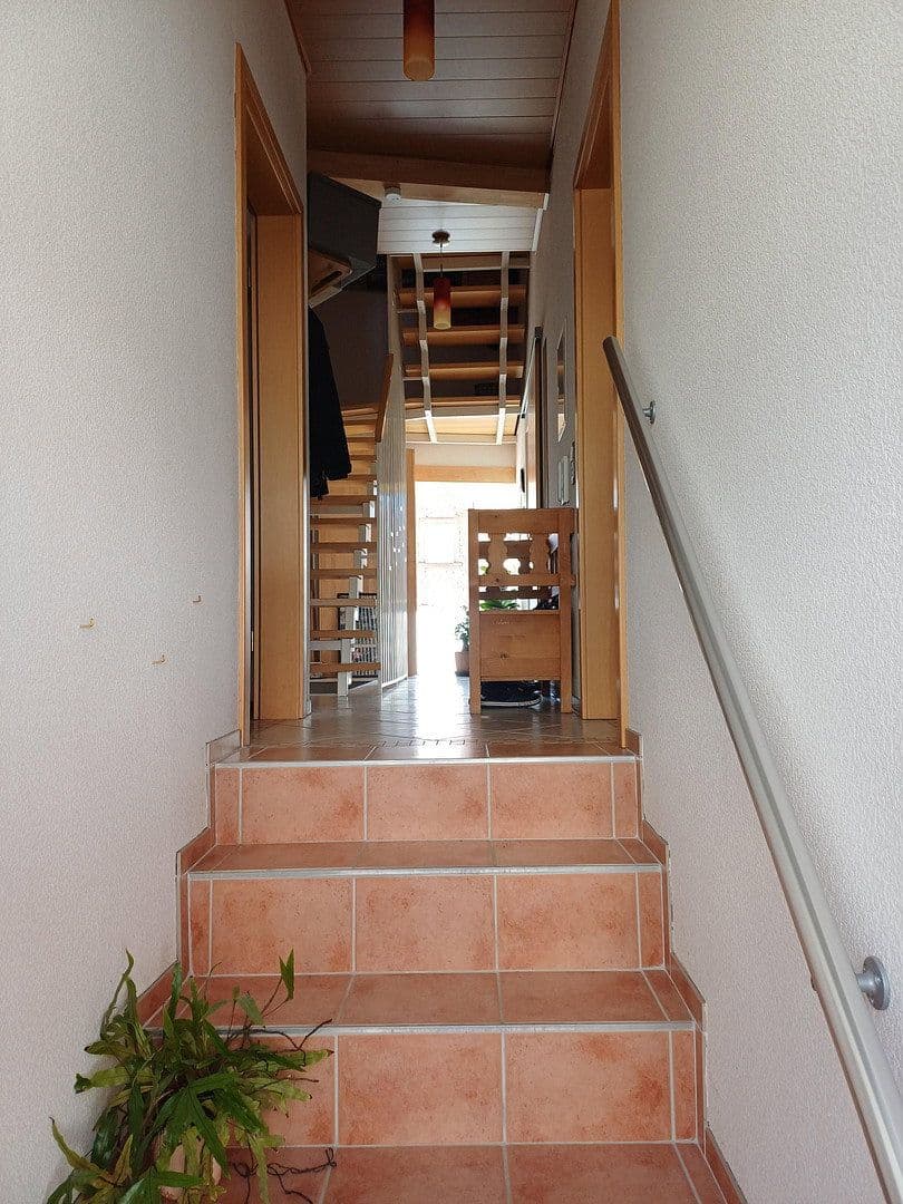 Prodej domu 114 m², pozemek 464 m², Kaiserslautern Erfenbach, Porýní-Falc Prodej domu 114 m², pozemek 464 m², Kaiserslautern Erfenbach, Porýní-Falc