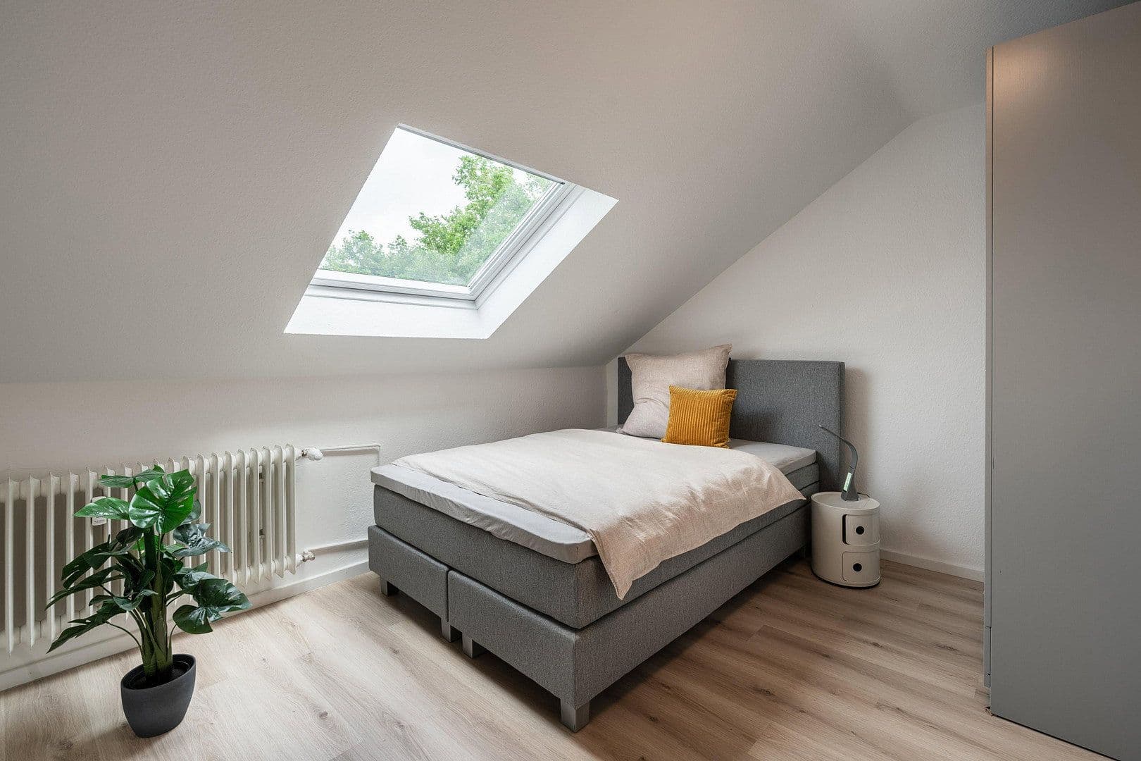 Pronájem bytu 2+1 52 m², Kapellenstr. 43, Cáchy, Severní Porýní-Vestfálsko Pronájem bytu 2+1 52 m², Kapellenstr. 43, Cáchy, Severní Porýní-Vestfálsko