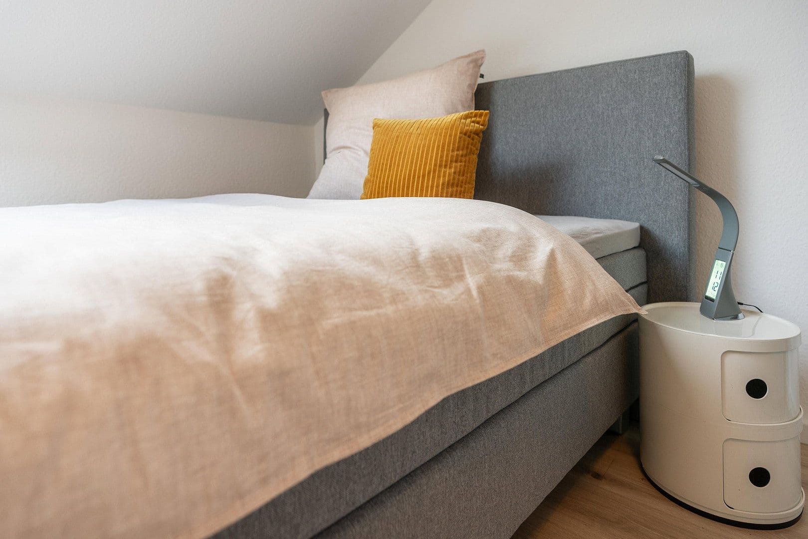 Pronájem bytu 2+1 52 m², Kapellenstr. 43, Cáchy, Severní Porýní-Vestfálsko Pronájem bytu 2+1 52 m², Kapellenstr. 43, Cáchy, Severní Porýní-Vestfálsko