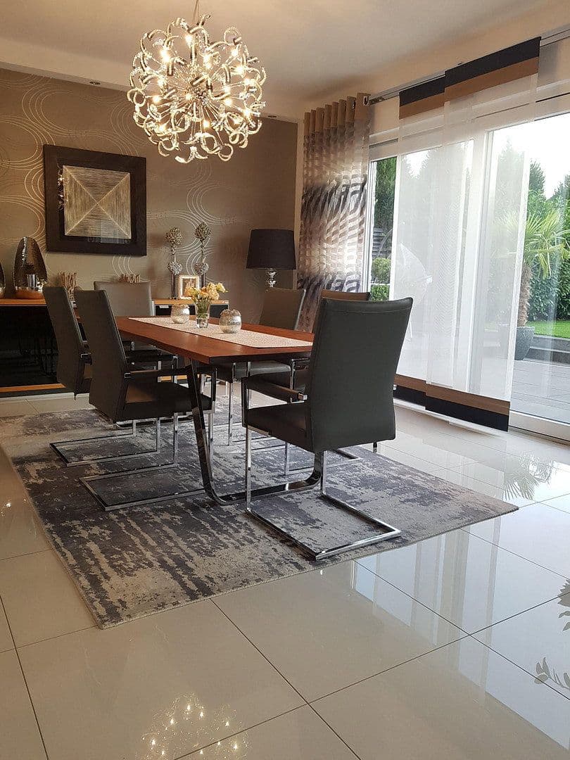 Prodej domu 166 m², pozemek 535 m², Krefeld, Severní Porýní-Vestfálsko Prodej domu 166 m², pozemek 535 m², Krefeld, Severní Porýní-Vestfálsko
