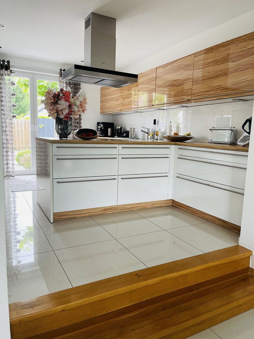 Prodej domu 166 m², pozemek 535 m², Krefeld, Severní Porýní-Vestfálsko Prodej domu 166 m², pozemek 535 m², Krefeld, Severní Porýní-Vestfálsko