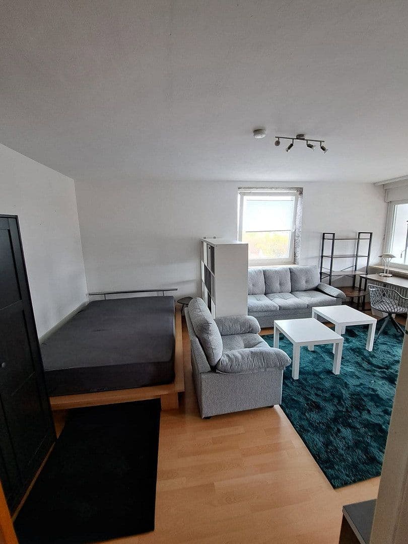 Pronájem bytu 1+1 40 m², Trebnitzerstr. 68, Nürnberg - Langwasser, Bavorsko Pronájem bytu 1+1 40 m², Trebnitzerstr. 68, Nürnberg - Langwasser, Bavorsko