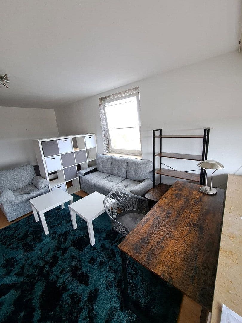 Pronájem bytu 1+1 40 m², Trebnitzerstr. 68, Nürnberg - Langwasser, Bavorsko Pronájem bytu 1+1 40 m², Trebnitzerstr. 68, Nürnberg - Langwasser, Bavorsko