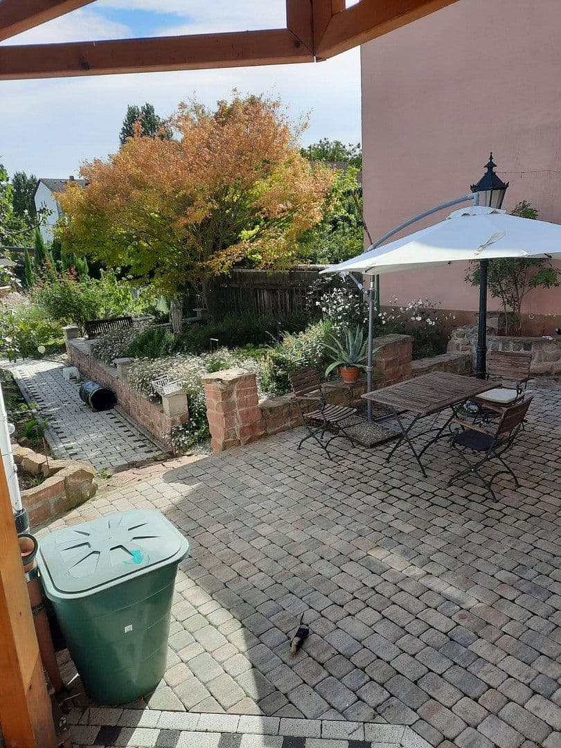 Pronájem bytu 2+1 58 m², Altrip, Porýní-Falc Pronájem bytu 2+1 58 m², Altrip, Porýní-Falc