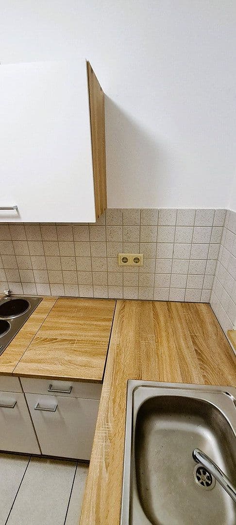 Pronájem bytu 1+1 38 m², Professor-Simmel-Straße 2d, Gera, Debschwitz, Durynsko Pronájem bytu 1+1 38 m², Professor-Simmel-Straße 2d, Gera, Debschwitz, Durynsko