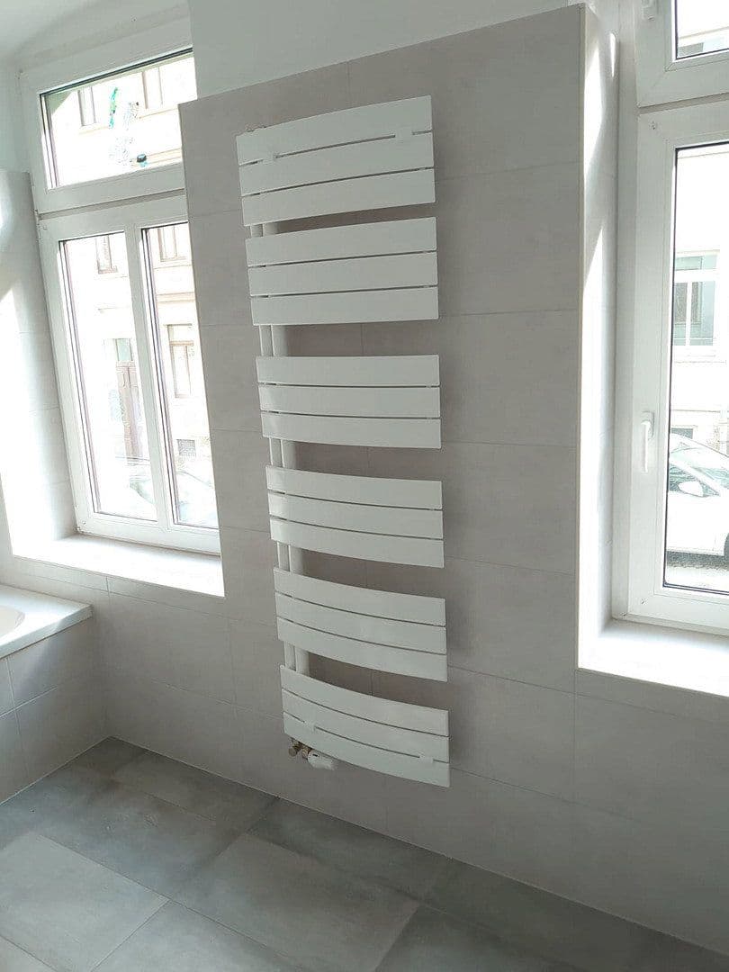 Prodej domu 372 m², pozemek 370 m², Humboldtstraße 8, Reichenbach, Sasko Prodej domu 372 m², pozemek 370 m², Humboldtstraße 8, Reichenbach, Sasko
