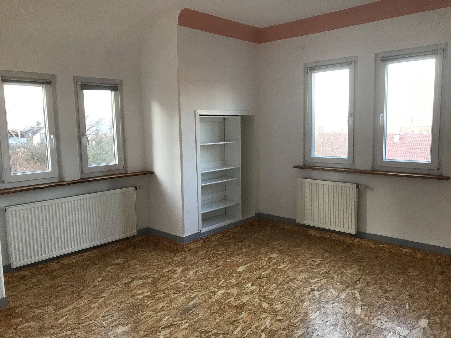 Pronájem bytu 5+1 145 m², Gaildorf, Bádensko-Württembersko Pronájem bytu 5+1 145 m², Gaildorf, Bádensko-Württembersko