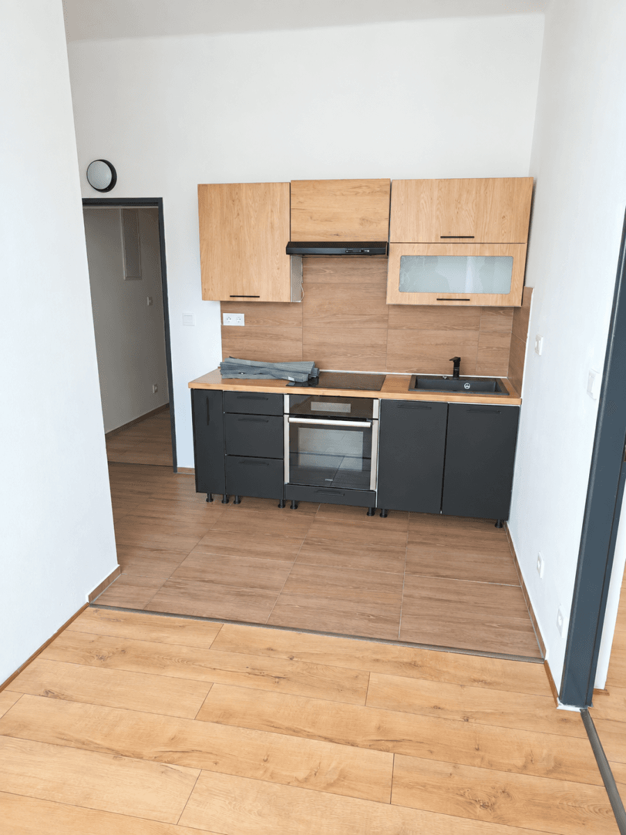Pronájem bytu 2+1 80 m², Hornická, Netolice, Jihočeský kraj Pronájem bytu 2+1 80 m², Hornická, Netolice, Jihočeský kraj