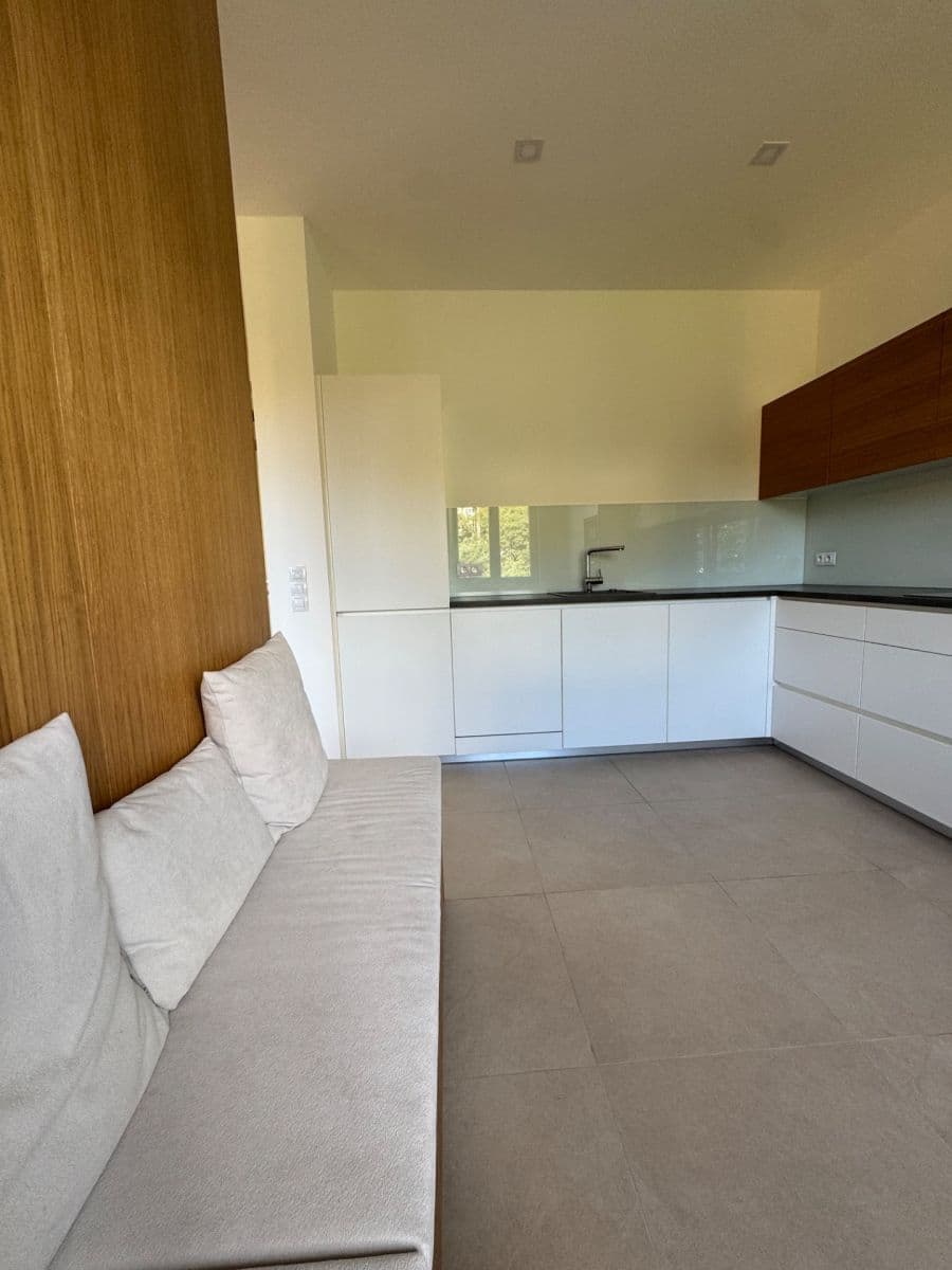 Pronájem bytu 3+kk 78 m², Podolské nábřeží, Praha, Praha Pronájem bytu 3+kk 78 m², Podolské nábřeží, Praha, Praha