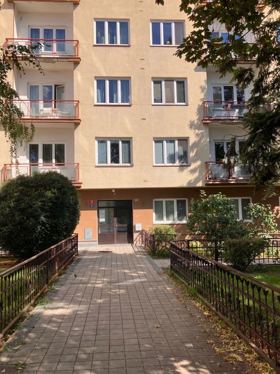 Pronájem bytu 3+kk 78 m², Podolské nábřeží, Praha, Praha Pronájem bytu 3+kk 78 m², Podolské nábřeží, Praha, Praha