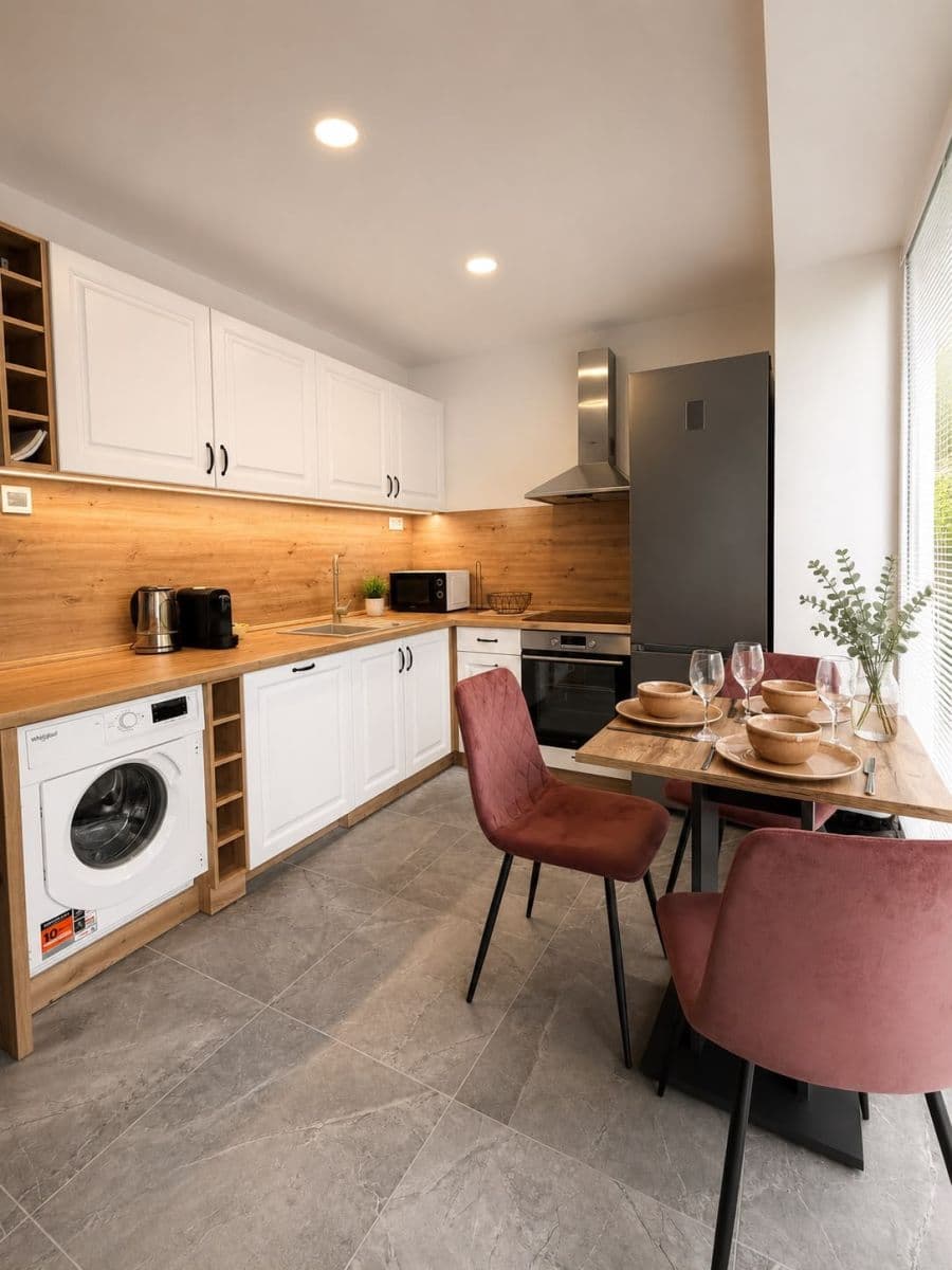Pronájem bytu 3+1 65 m², Staré Hory, Banskobystrický kraj Pronájem bytu 3+1 65 m², Staré Hory, Banskobystrický kraj