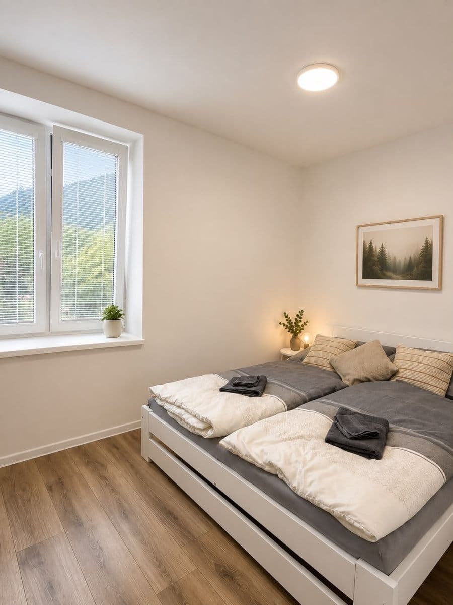 Pronájem bytu 3+1 65 m², Staré Hory, Banskobystrický kraj Pronájem bytu 3+1 65 m², Staré Hory, Banskobystrický kraj