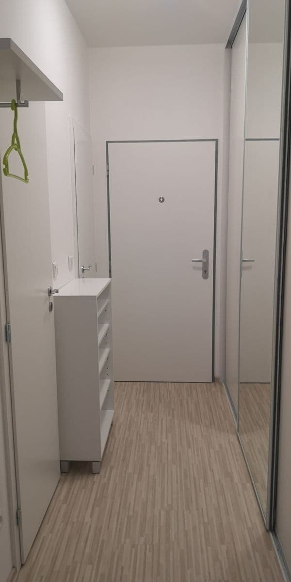 Prodej bytu 1+1 40 m², Nejedlého, Dúbravka, Bratislavský kraj Prodej bytu 1+1 40 m², Nejedlého, Dúbravka, Bratislavský kraj