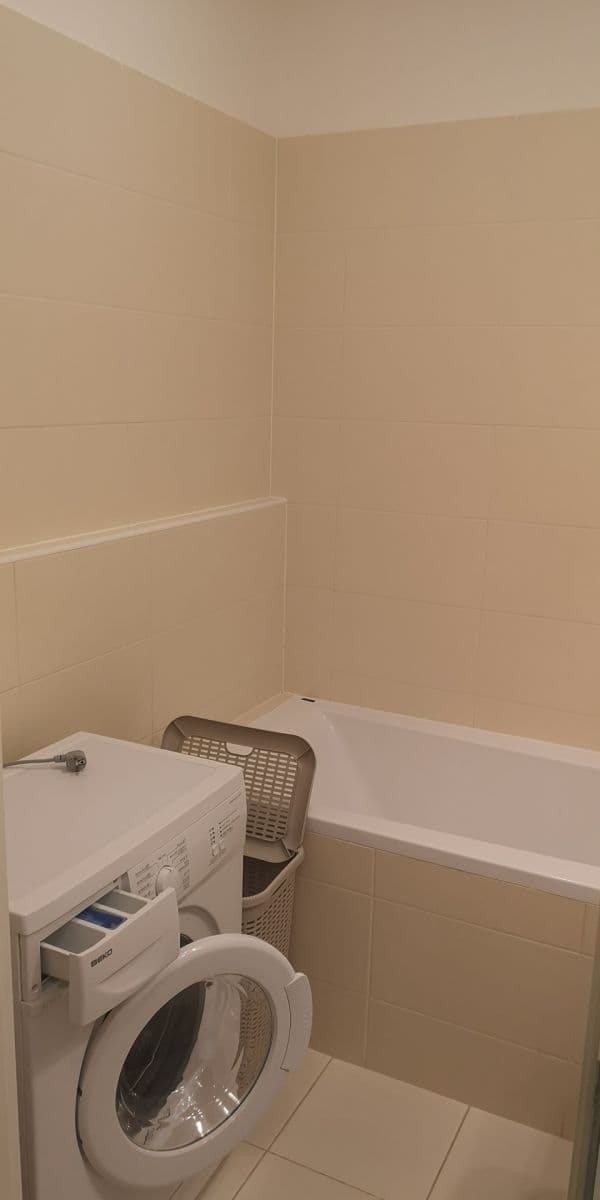 Prodej bytu 1+1 40 m², Nejedlého, Dúbravka, Bratislavský kraj Prodej bytu 1+1 40 m², Nejedlého, Dúbravka, Bratislavský kraj
