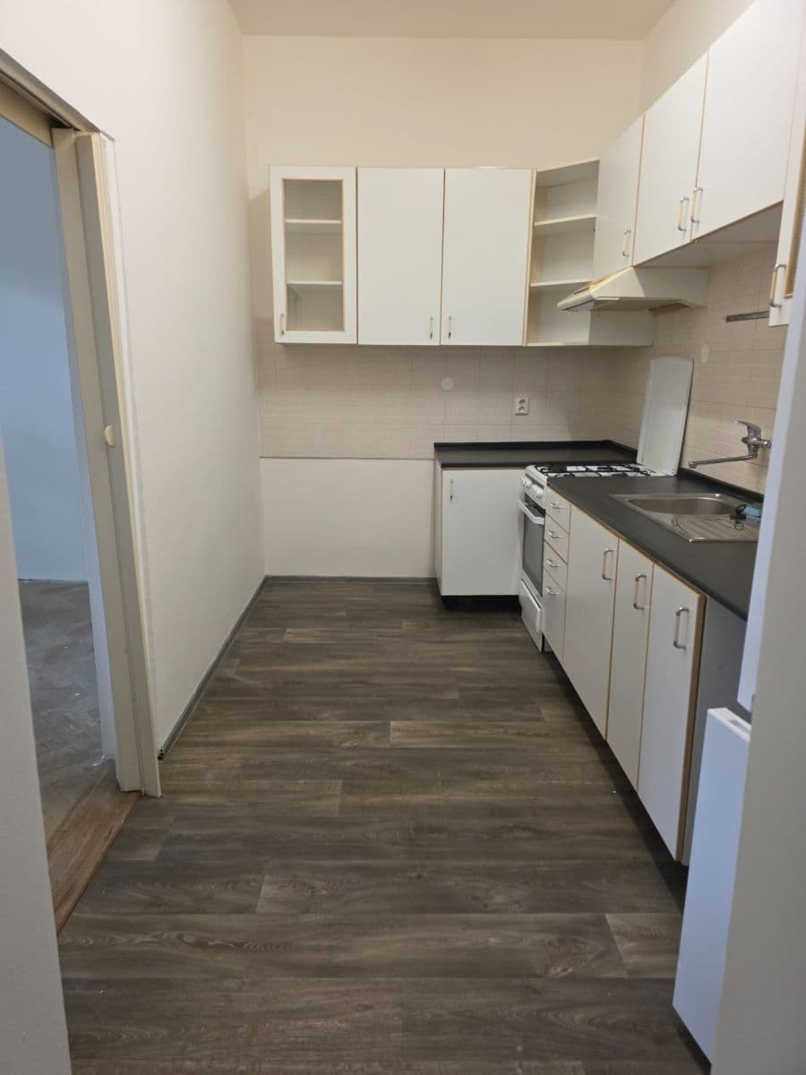Prodej bytu 2+kk 53 m², Puškinovo náměstí, Praha, Praha Prodej bytu 2+kk 53 m², Puškinovo náměstí, Praha, Praha