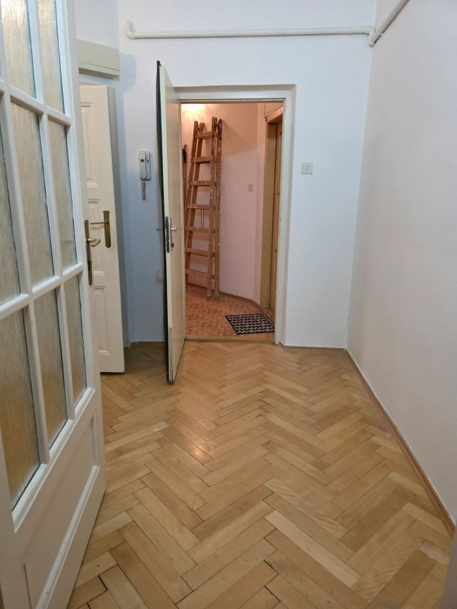 Prodej bytu 2+kk 53 m², Puškinovo náměstí, Praha, Praha Prodej bytu 2+kk 53 m², Puškinovo náměstí, Praha, Praha