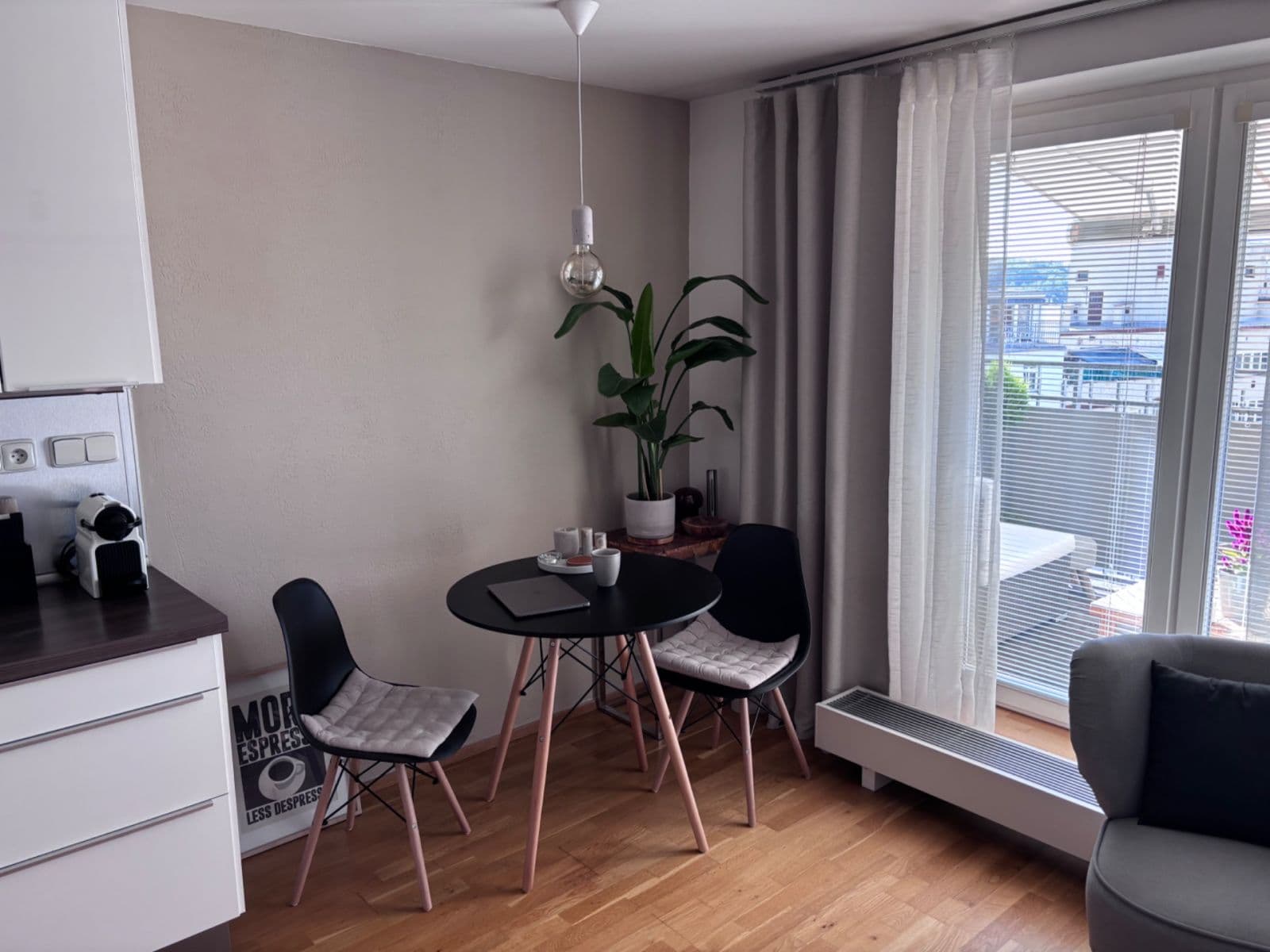 Pronájem bytu 1+kk 42 m², Moskevská, Praha, Praha Pronájem bytu 1+kk 42 m², Moskevská, Praha, Praha