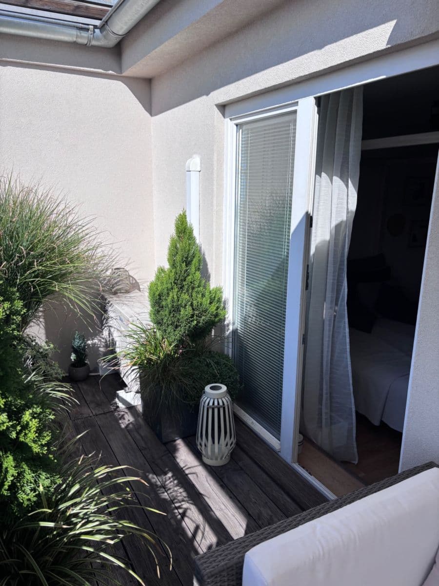 Pronájem bytu 1+kk 42 m², Moskevská, Praha, Praha Pronájem bytu 1+kk 42 m², Moskevská, Praha, Praha