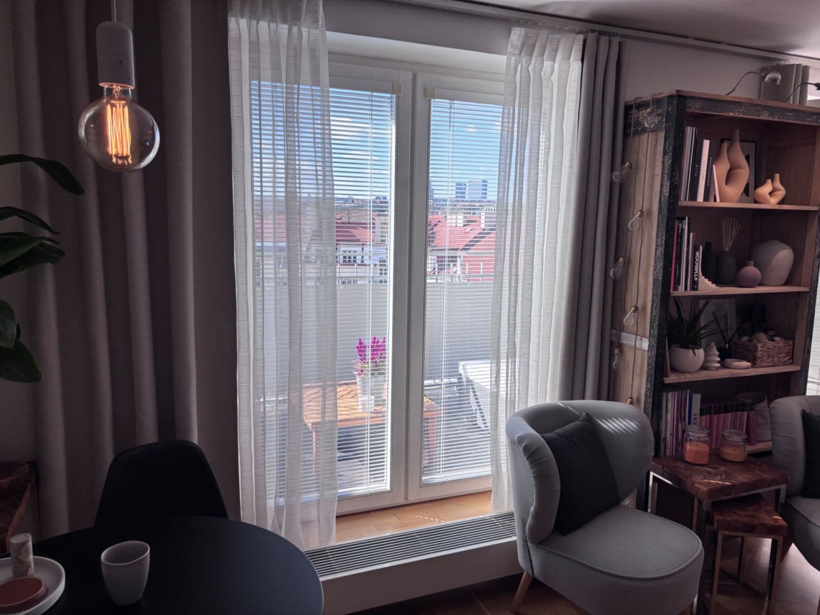 Pronájem bytu 1+kk 42 m², Moskevská, Praha, Praha Pronájem bytu 1+kk 42 m², Moskevská, Praha, Praha