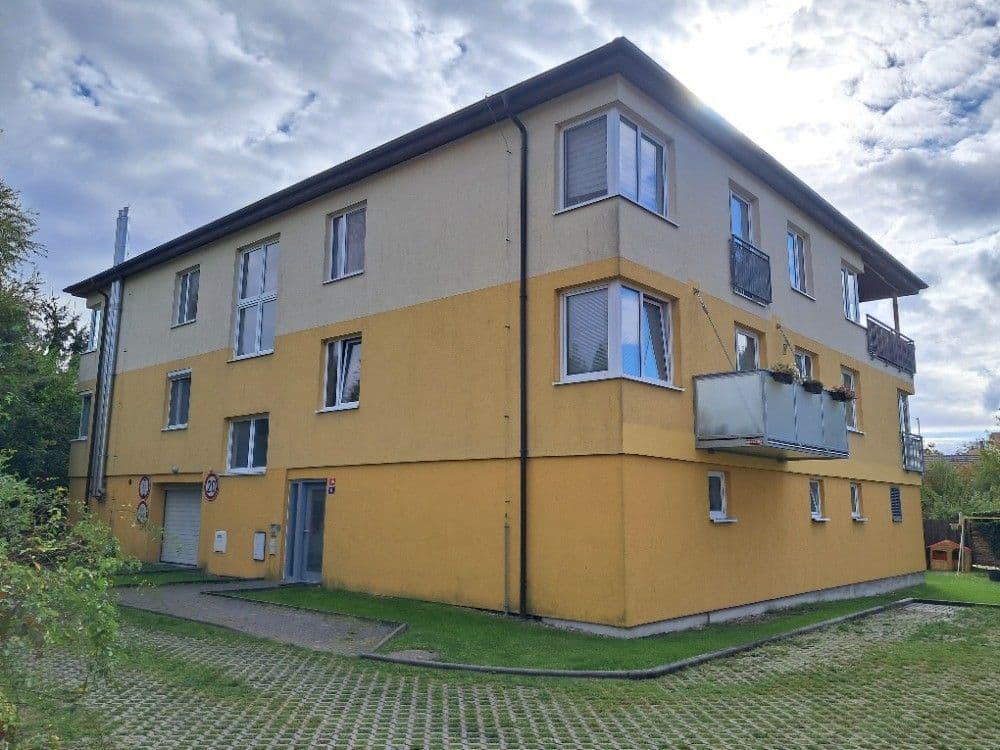 Prodej bytu 3+kk 75 m², Havlíčkovo nám., Rudná, Středočeský kraj Prodej bytu 3+kk 75 m², Havlíčkovo nám., Rudná, Středočeský kraj