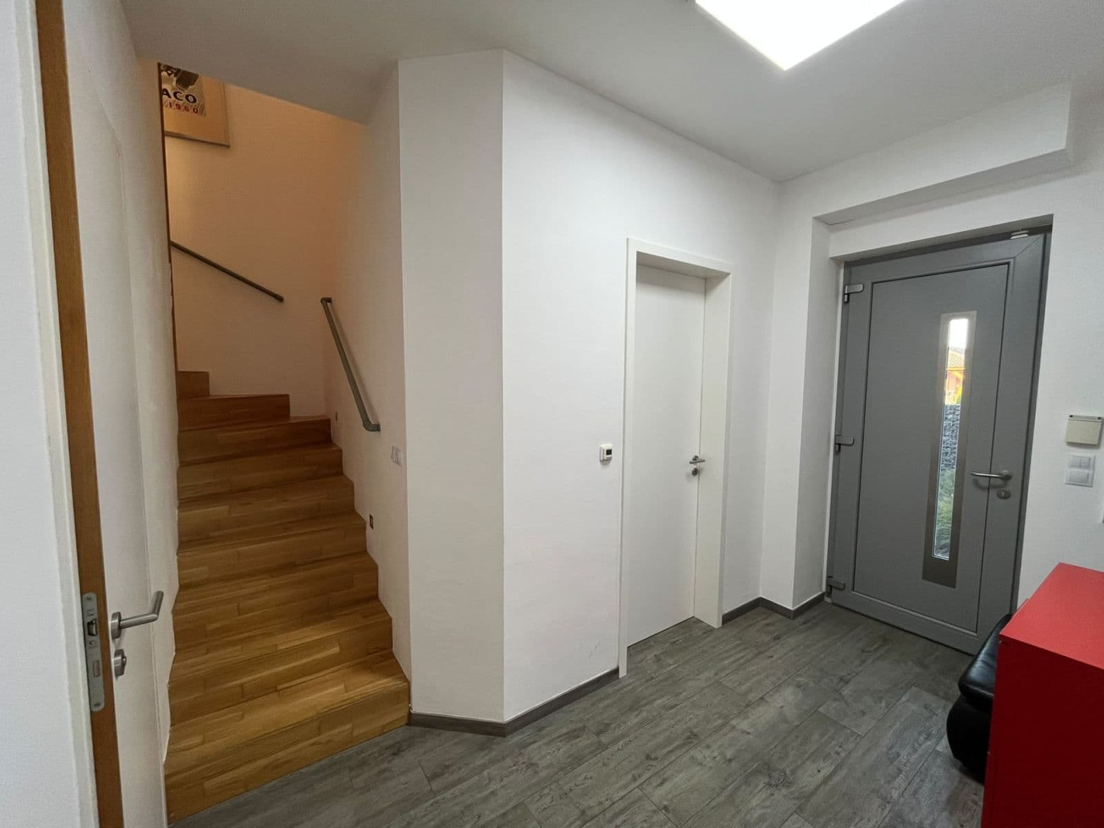 Prodej domu 117 m², pozemek 410 m², Červená Skála, Husinec, Středočeský kraj Prodej domu 117 m², pozemek 410 m², Červená Skála, Husinec, Středočeský kraj