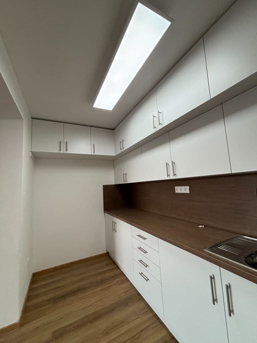 Pronájem bytu 4+kk 170 m², Přáslavská, Olomouc, Olomoucký kraj Pronájem bytu 4+kk 170 m², Přáslavská, Olomouc, Olomoucký kraj